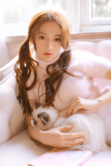 白衣校花与大长腿3